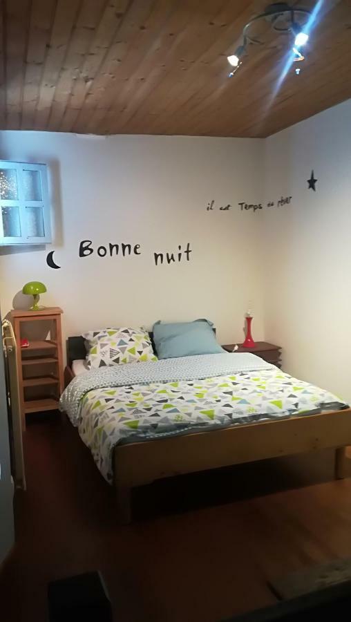 Gite De Lolotte Et Gege Audeux Exteriör bild